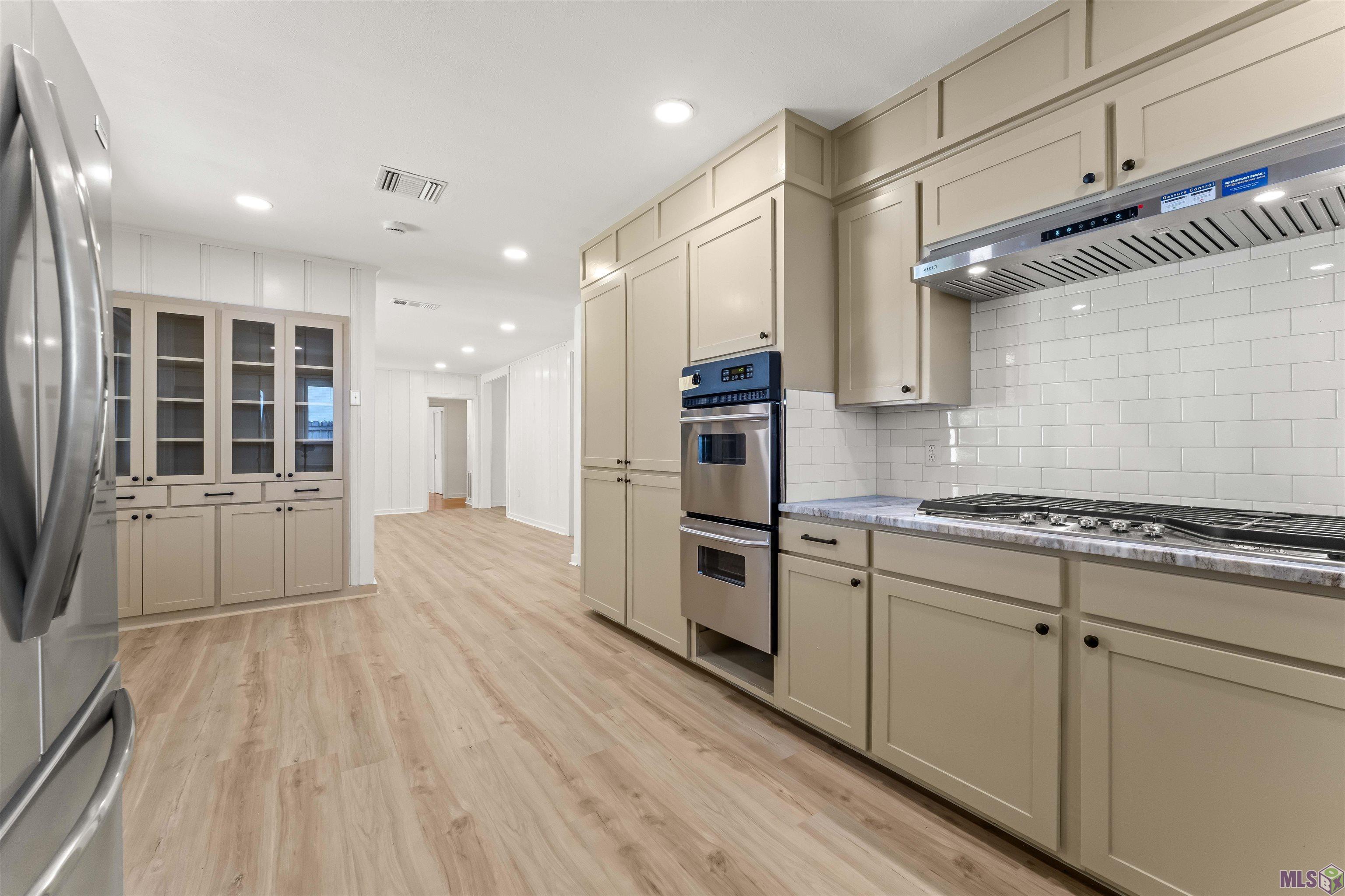 1451 Parker Street Baton Rouge, LA 70808 - Photo 1 of 35