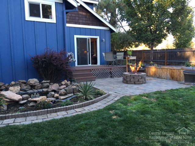 20599 Chivas Place Bend, OR 97702 - Photo 2 of 18 Additional Photo