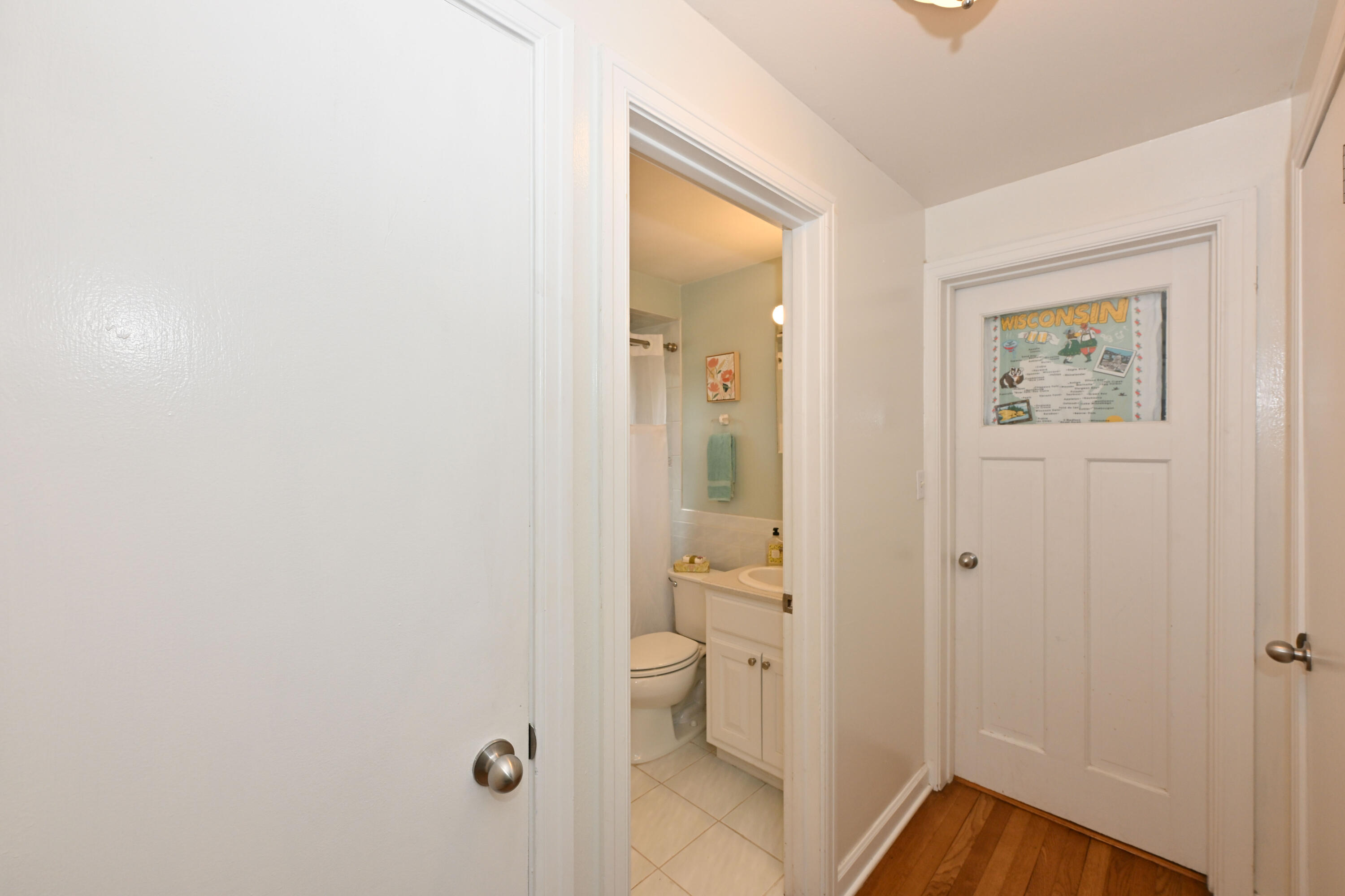 1933 West Donges Bay Road Mequon, WI 53092 - Photo 15 of 36 hallway first floor