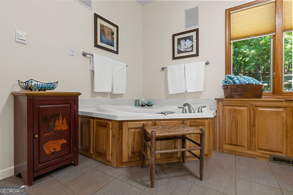 258 Neals Brow Road Menlo, GA 30731 - Photo 8 of 59