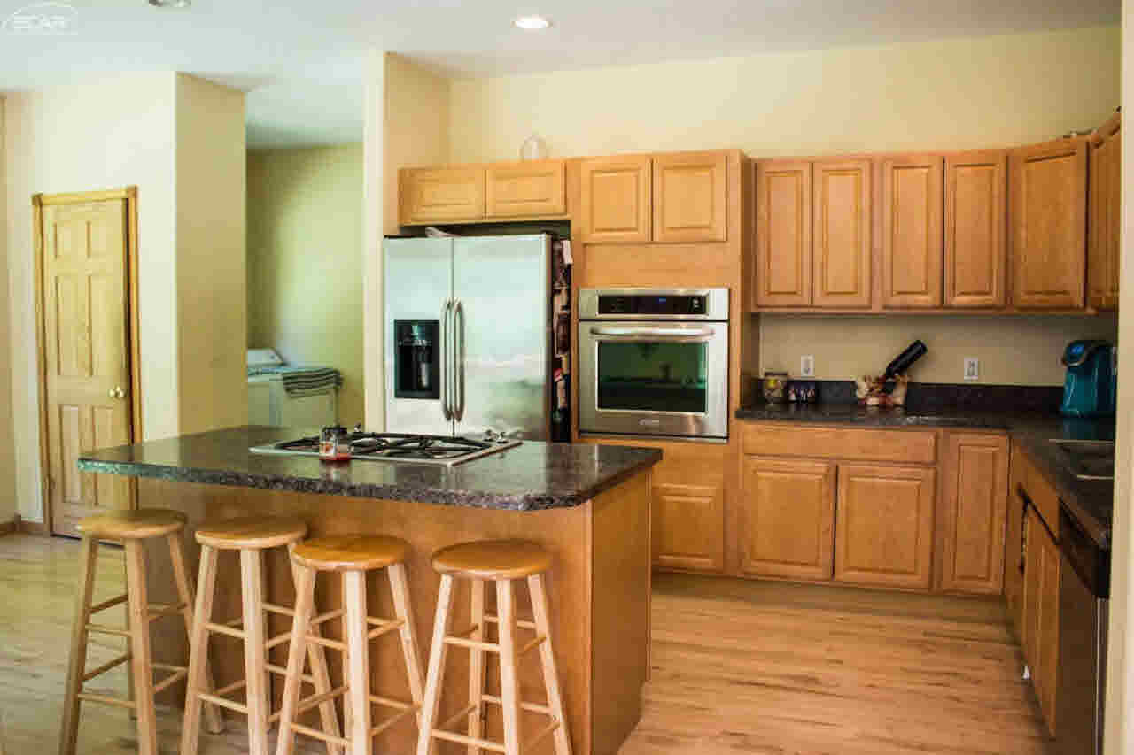 1254 East Willard Road Clio, MI 48420 - Photo 7 of 31 21340427-6.JPG