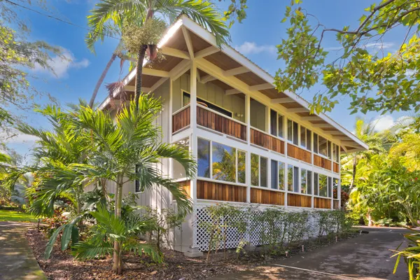 $1,495,000 | 82-6011 Lower Nāpo'opo'o Road, Captain Cook, HI 96704