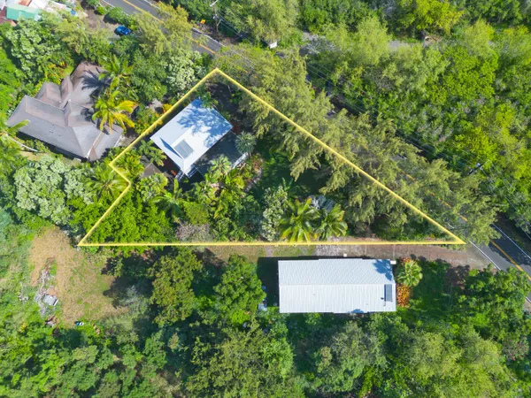 $1,495,000 | 82-6011 Lower Nāpo'opo'o Road, Captain Cook, HI 96704