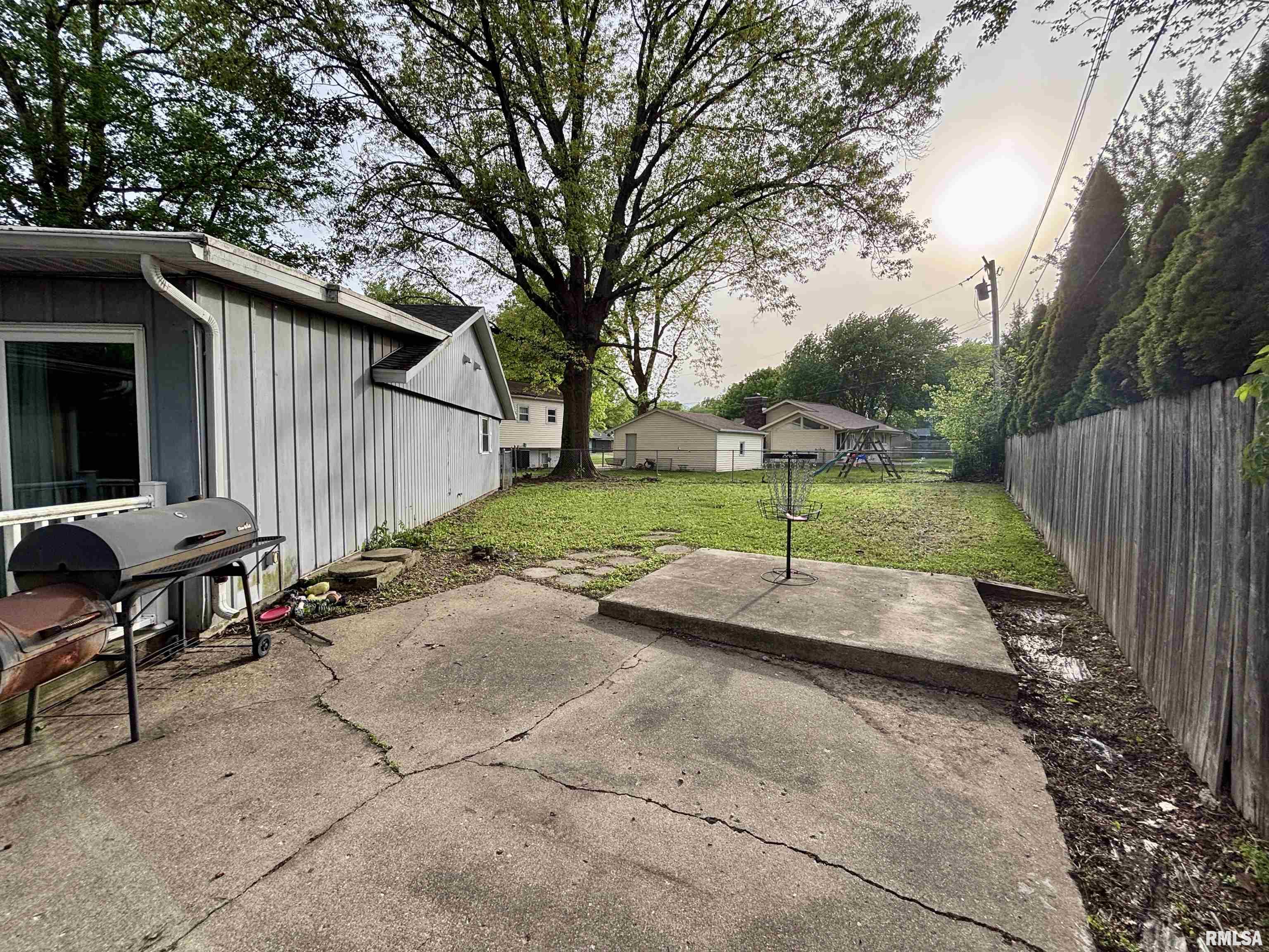 60 North Oxford Road Springfield, IL 62702 - Photo 25 of 28