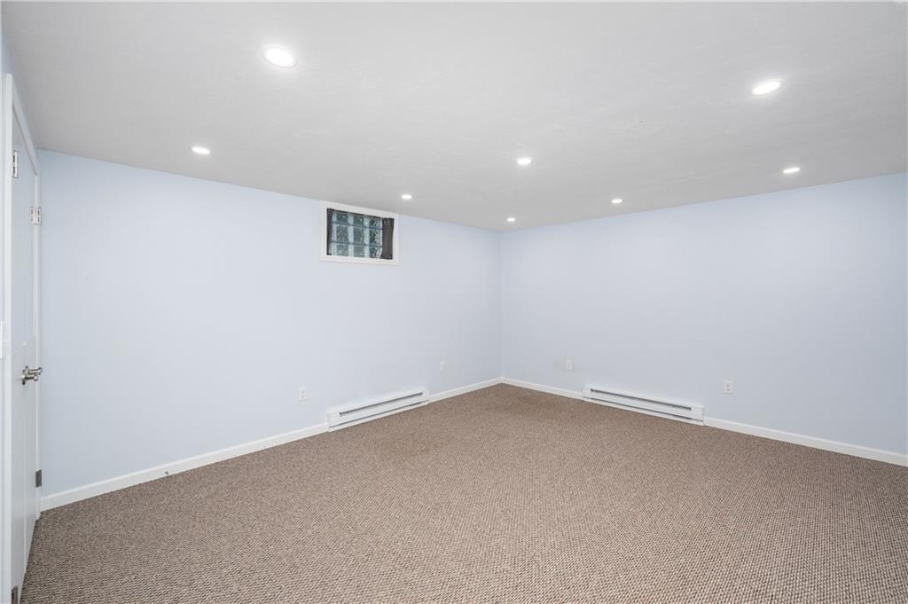 686 Christy Road Hermitage, PA 16148 - Photo 30 of 36 an empty room with a natural light