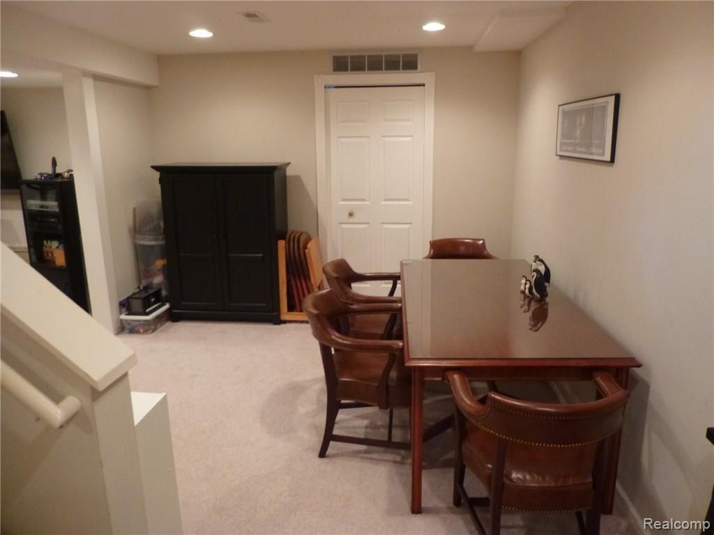 1879 Beaver Creek Drive Rochester, MI 48307 - Photo 19 of 24
