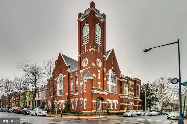 $449,900 | 819 D Street Northeast, Unit 7, Washington, DC 20002