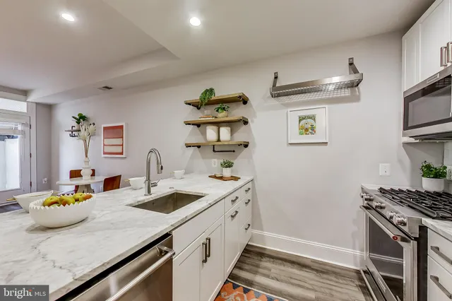 $449,900 | 819 D Street Northeast, Unit 7, Washington, DC 20002