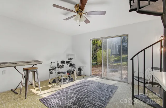 $379,900 | 152 Forest Hill Circle, Brevard, NC 28712