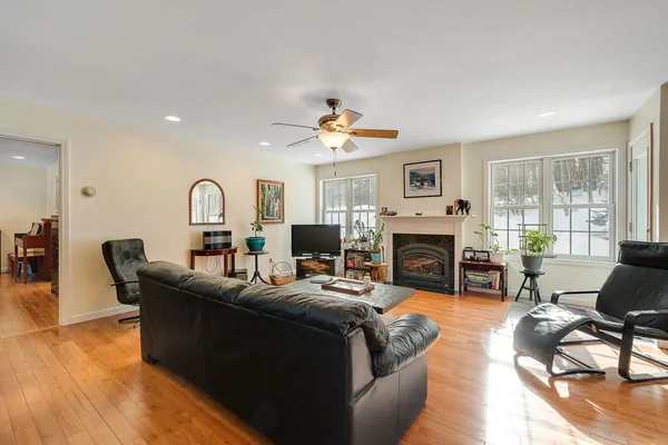 $875,000 | 196 Countryside Road, Waterbury, VT 05676