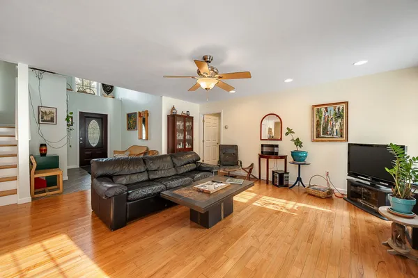 $875,000 | 196 Countryside Road, Waterbury, VT 05676
