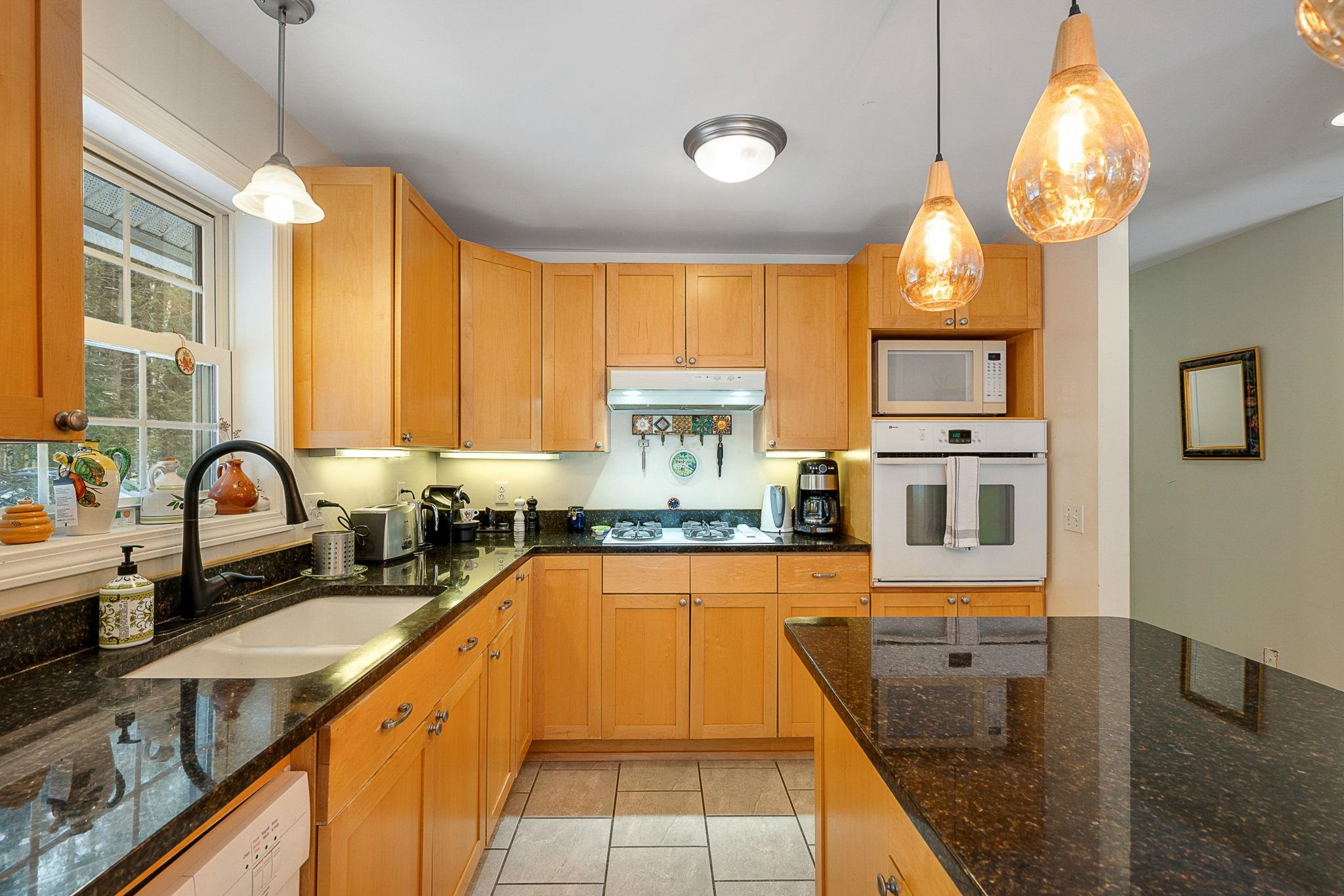 196 Countryside Road Waterbury, VT 05676 - Photo 18 of 60