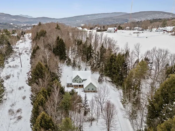 $875,000 | 196 Countryside Road, Waterbury, VT 05676