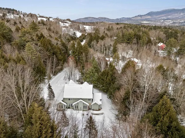 $875,000 | 196 Countryside Road, Waterbury, VT 05676