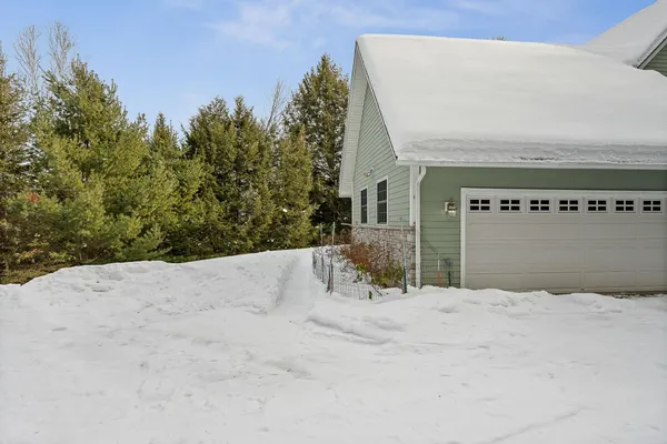 $875,000 | 196 Countryside Road, Waterbury, VT 05676