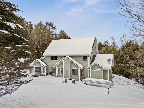 $875,000 | 196 Countryside Road, Waterbury, VT 05676