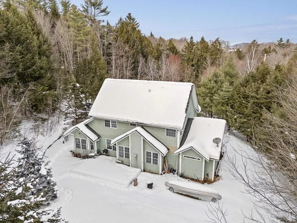 $875,000 | 196 Countryside Road, Waterbury, VT 05676