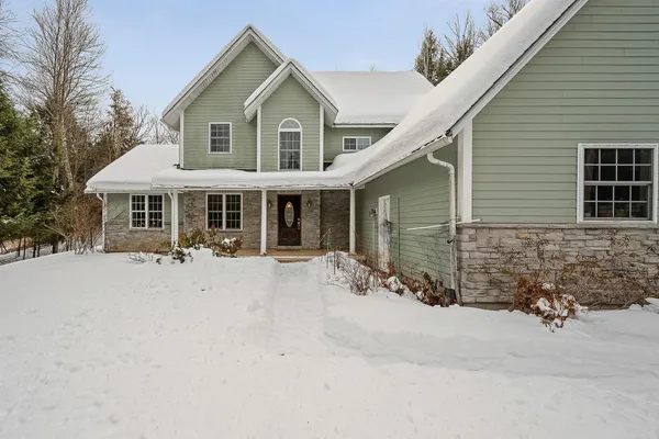 $875,000 | 196 Countryside Road, Waterbury, VT 05676