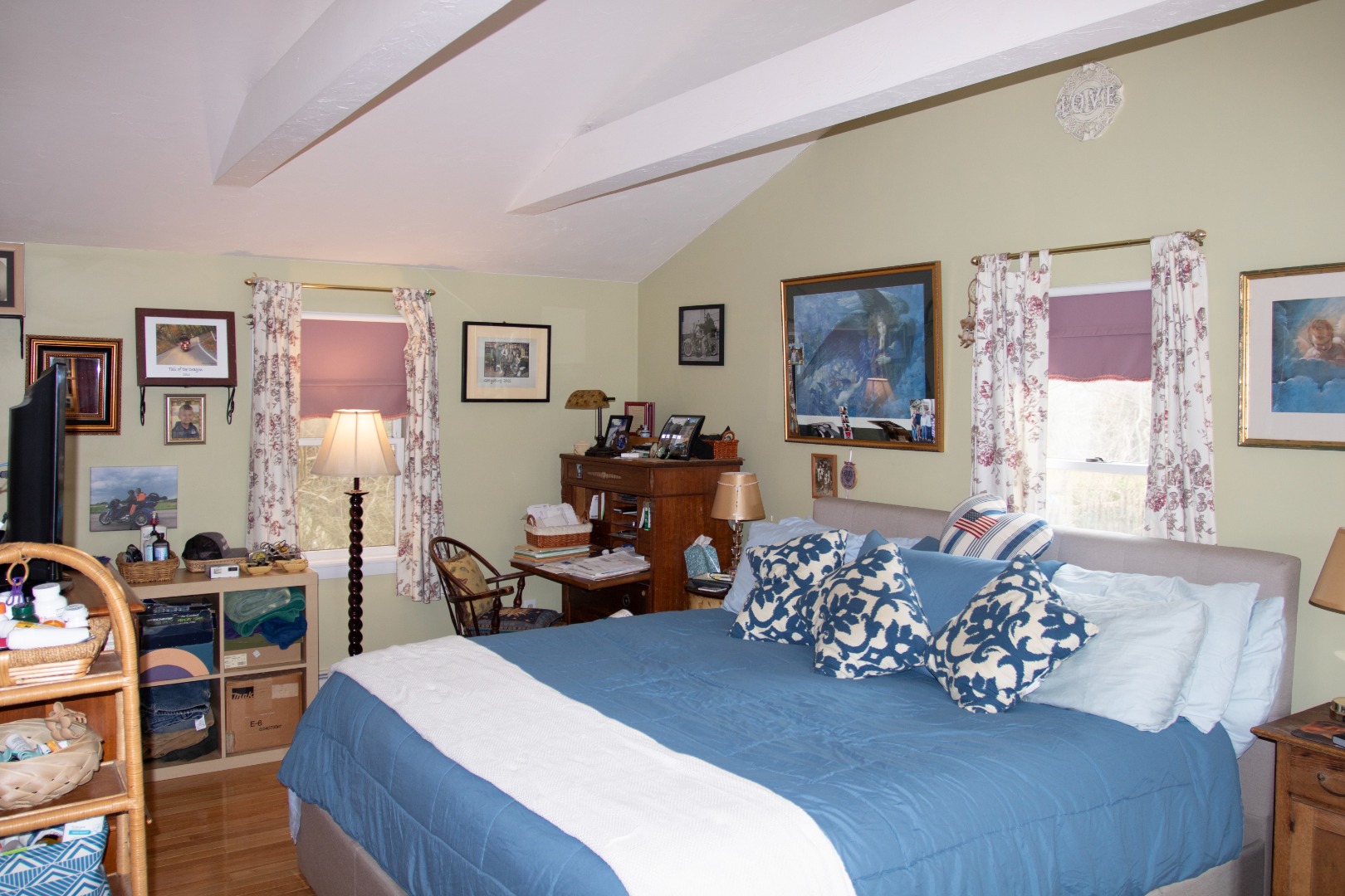 11 Newtown Road Nantucket, MA 02554 - Photo 16 of 20 a bed room with furniture and wooden floor