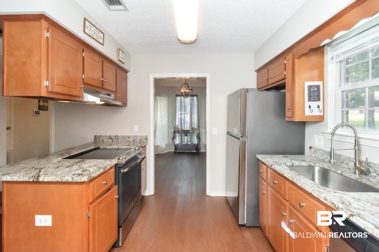 1477 Champion Cove Semmes, AL 36575 - Photo 7 of 22