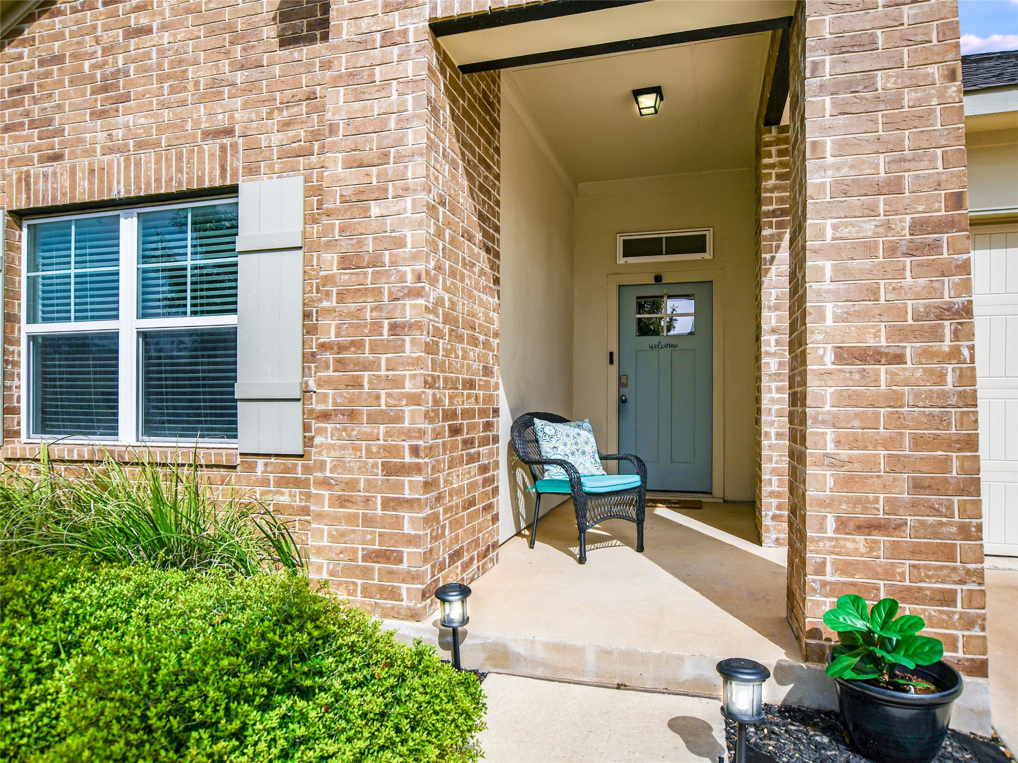 4317 Buffalo Ford Road Georgetown, TX 78628 - Photo 3 of 37 Covered front Porch