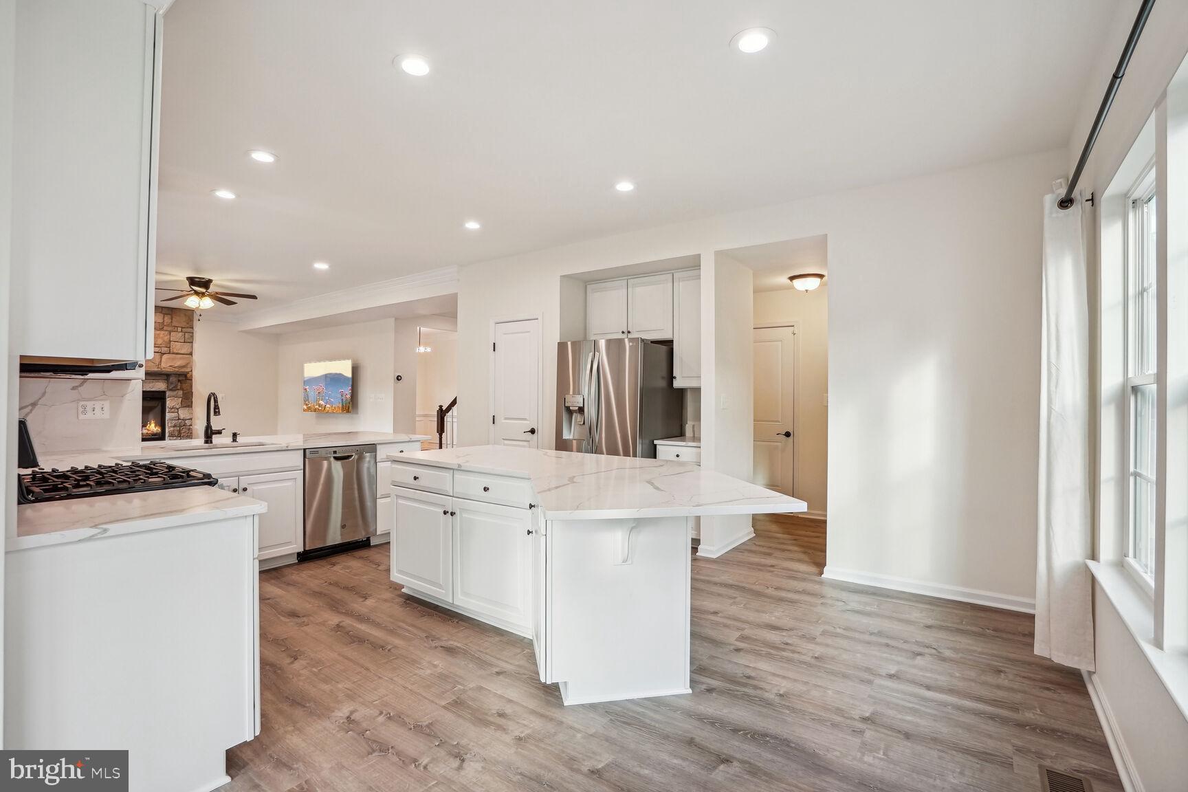 41652 Truly Circle Aldie, VA 20105 - Photo 14 of 69