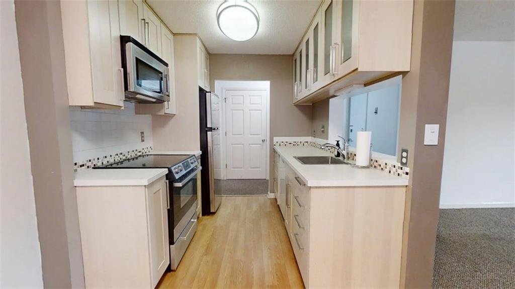 300 Johnson Ferry Road, Unit B311 Atlanta, GA 30328 - Photo 3 of 24 Gallery Image 3
