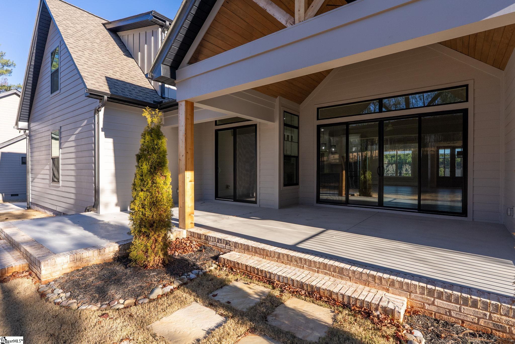 303 Wedge Way Travelers Rest, SC 29690 - Photo 11 of 38