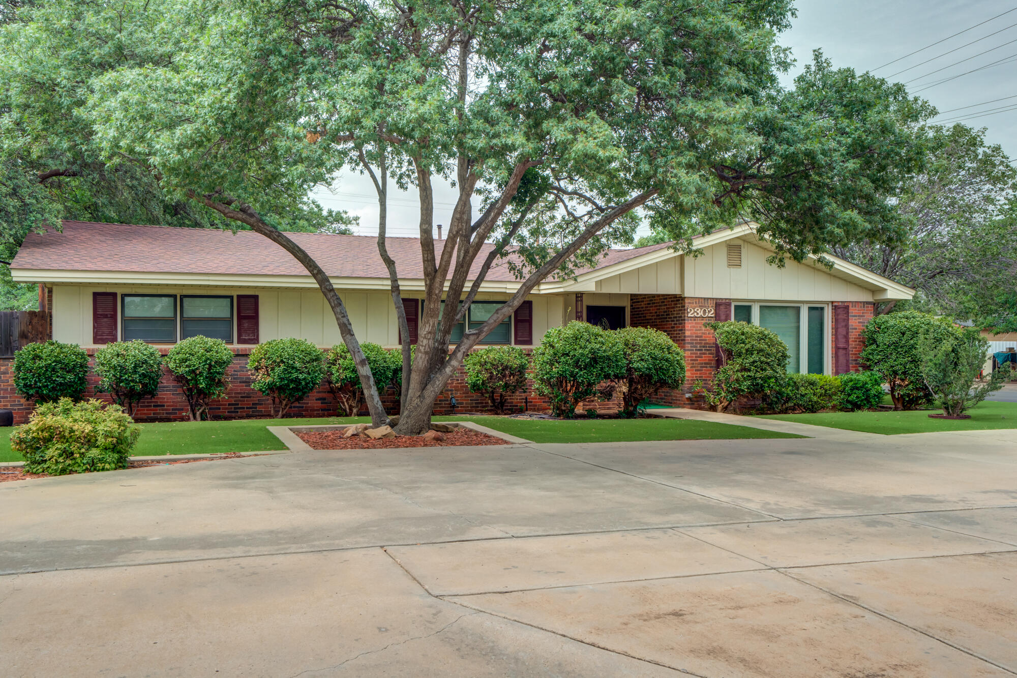 2302 55th Street Lubbock, TX 79412 - Photo 6 of 44 2302-55th-St_Lubbock-TX_2