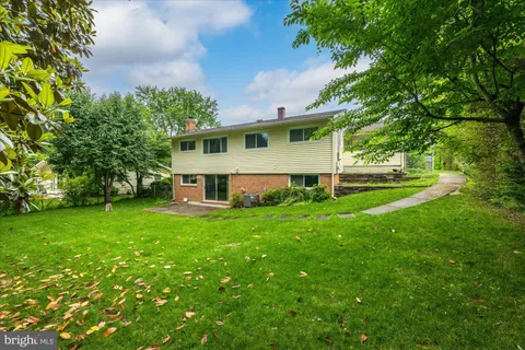 $650,000 | 7809 Killebrew Drive, Annandale, VA 22003