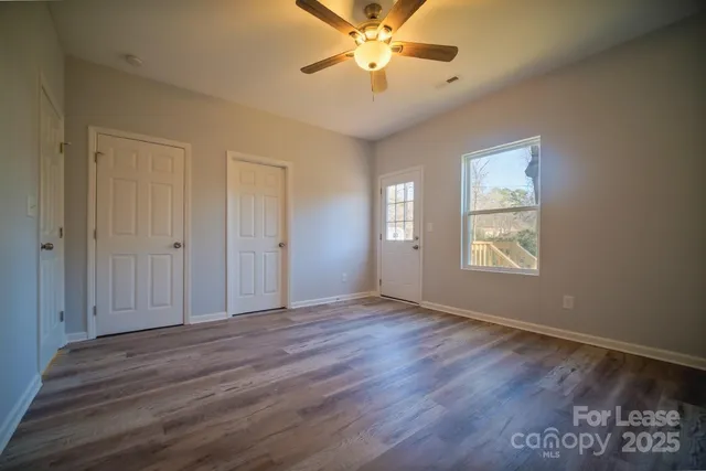 $2,250 | 6162 Cove Creek Drive, Charlotte, NC 28215