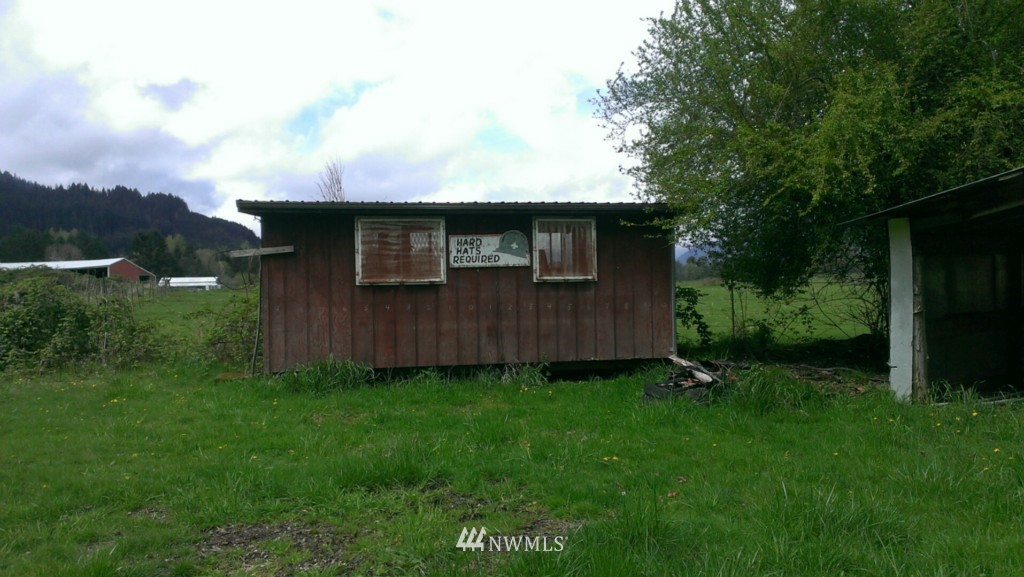 1815 Cline Road Randle, WA 98377 - Photo 13 of 17 Gallery Image 13