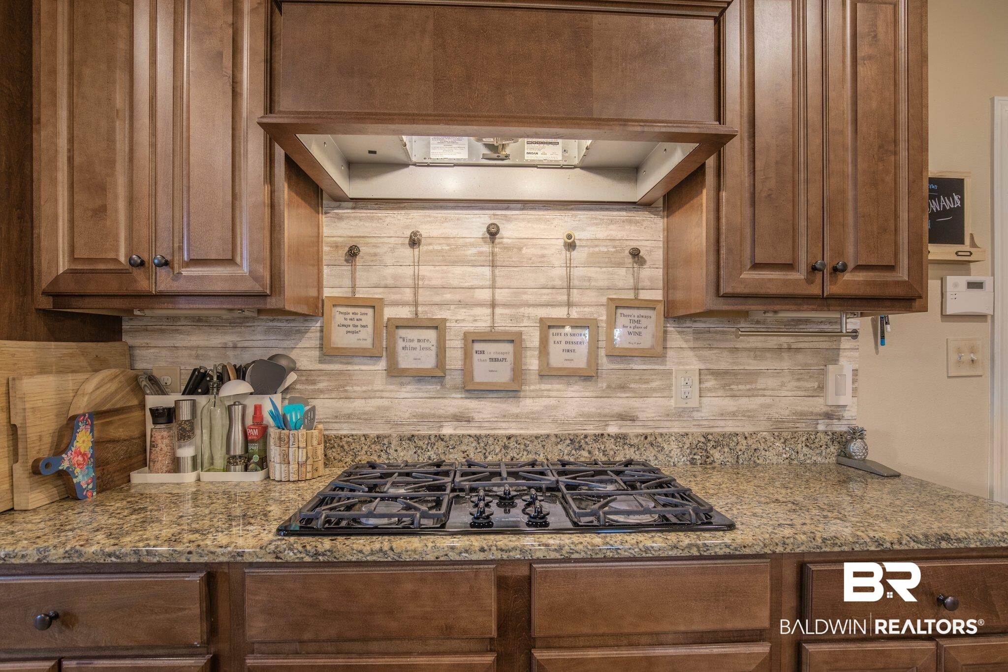 9792 Camberwell Drive Daphne, AL 36526 - Photo 14 of 29 Gas Range