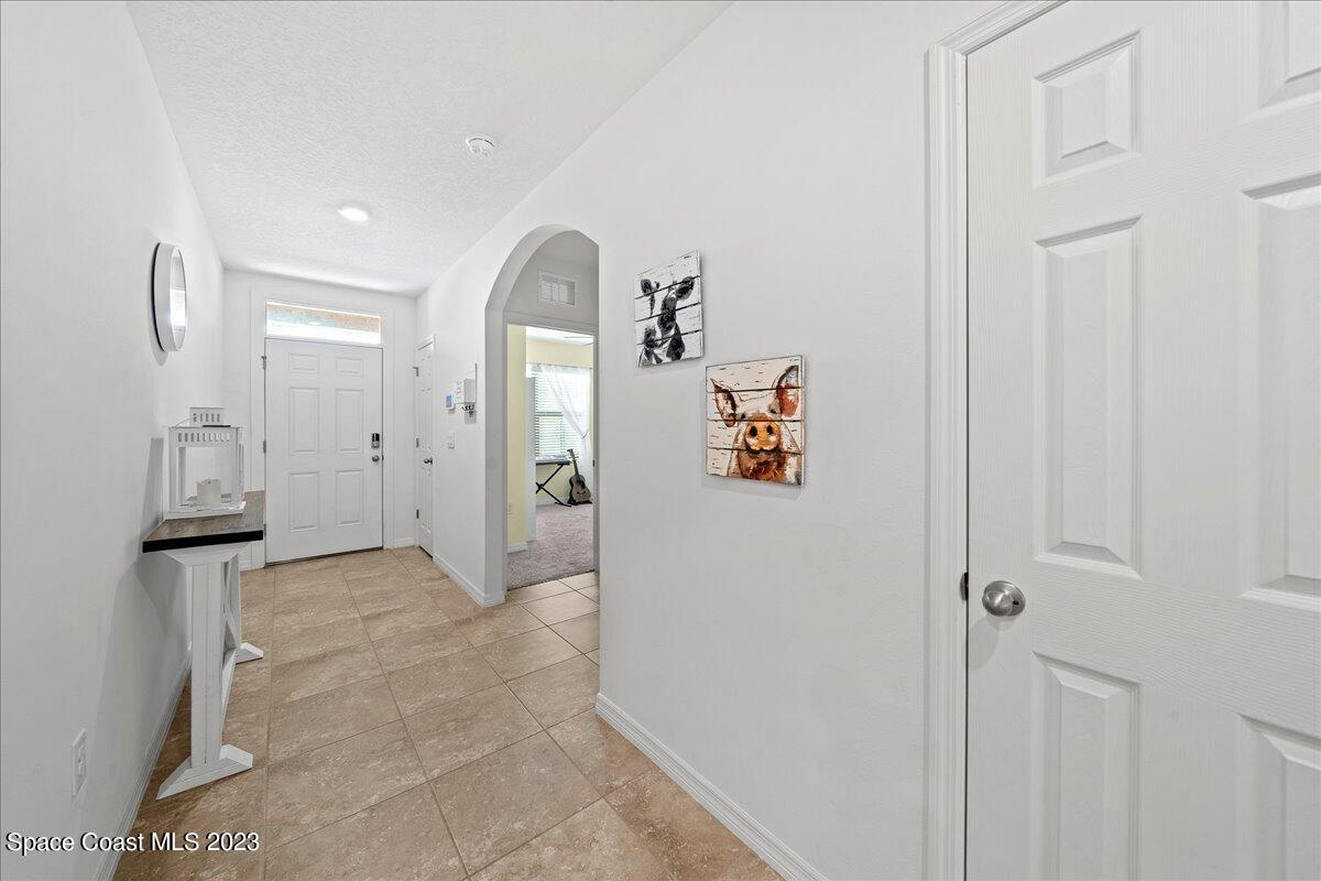 2103 Capital Drive Palm Bay, FL 32909 - Photo 10 of 84 Foyer