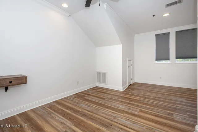 $1,800 | 922 Porter Avenue, Unit 216, Ocean Springs, MS 39564