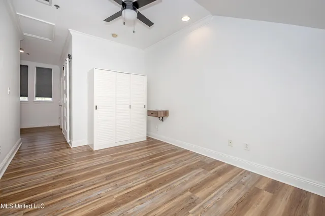 $1,800 | 922 Porter Avenue, Unit 216, Ocean Springs, MS 39564