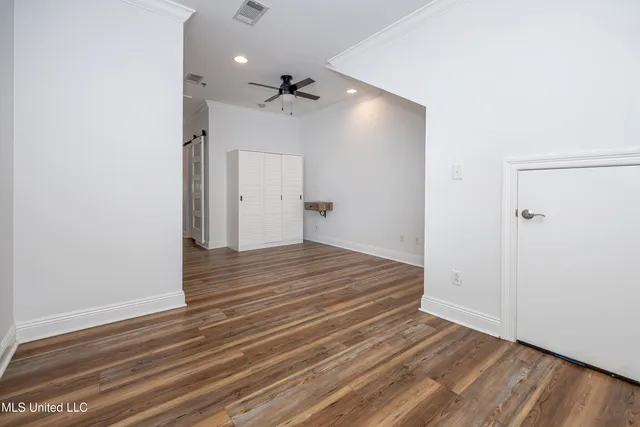 $1,800 | 922 Porter Avenue, Unit 216, Ocean Springs, MS 39564