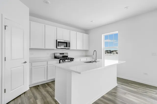 $512,320 | 423 Hathaway Lane, Oswego, IL 60543