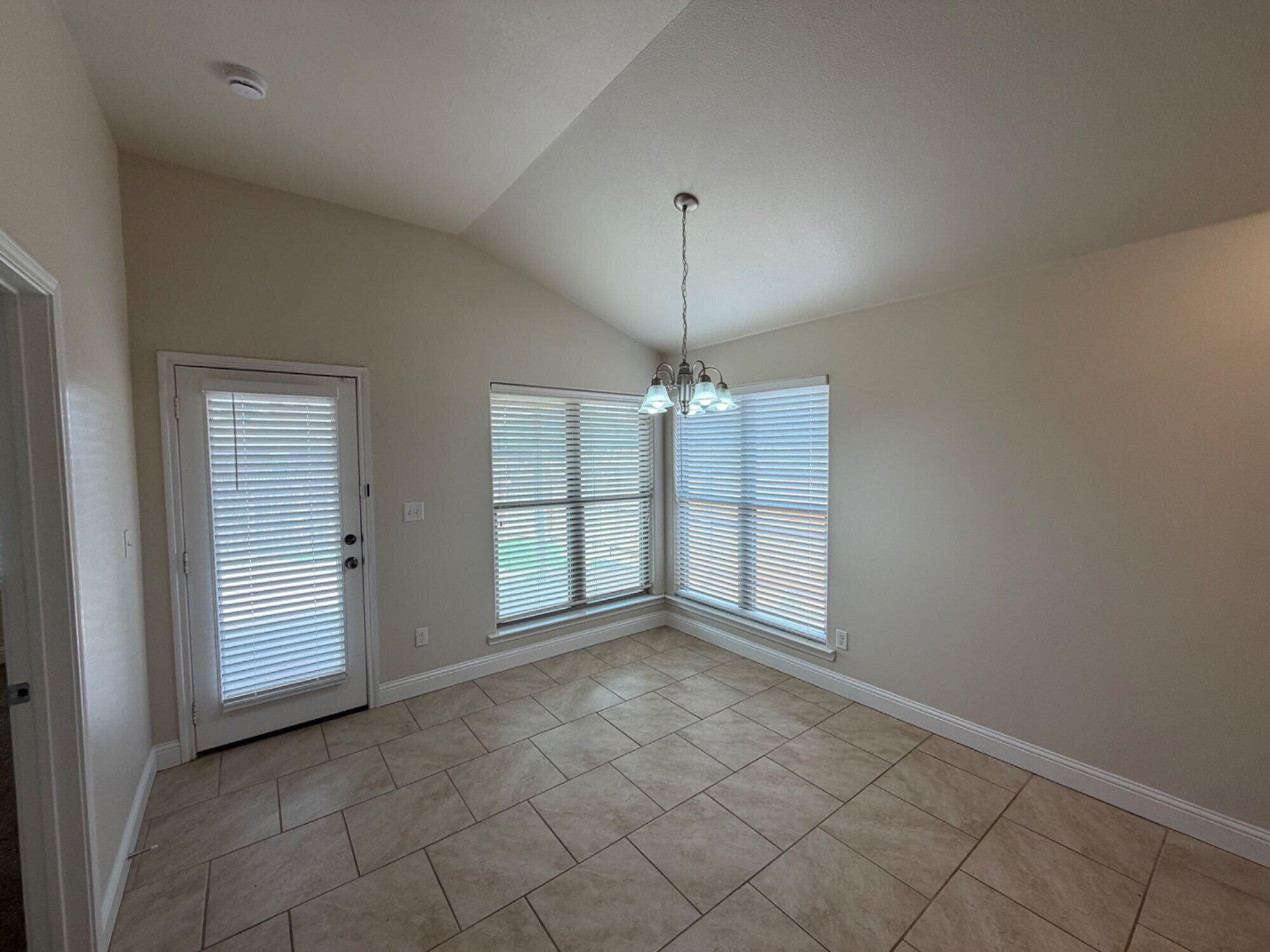 3608 Ridgely Avenue Lubbock, TX 79407 - Photo 4 of 13 IMG_7713
