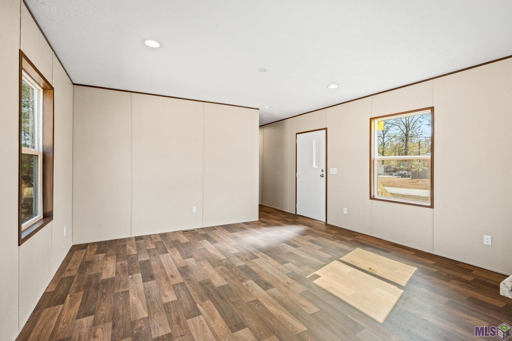 30635 Tamjulon Road Albany, LA 70711 - Photo 8 of 24