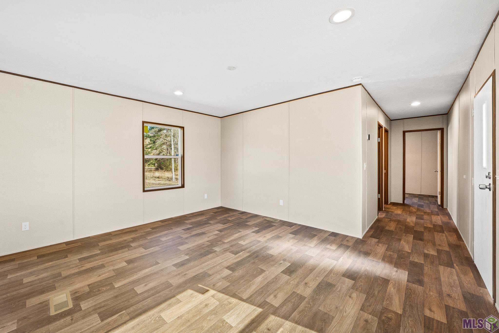 30635 Tamjulon Road Albany, LA 70711 - Photo 9 of 24