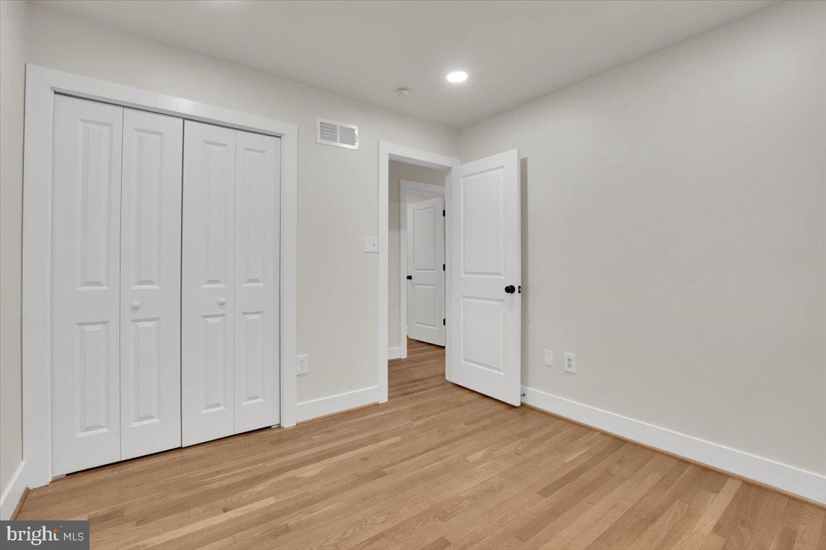 14624 Danville Road Woodbridge, VA 22193 - Photo 23 of 32 a view of an empty room