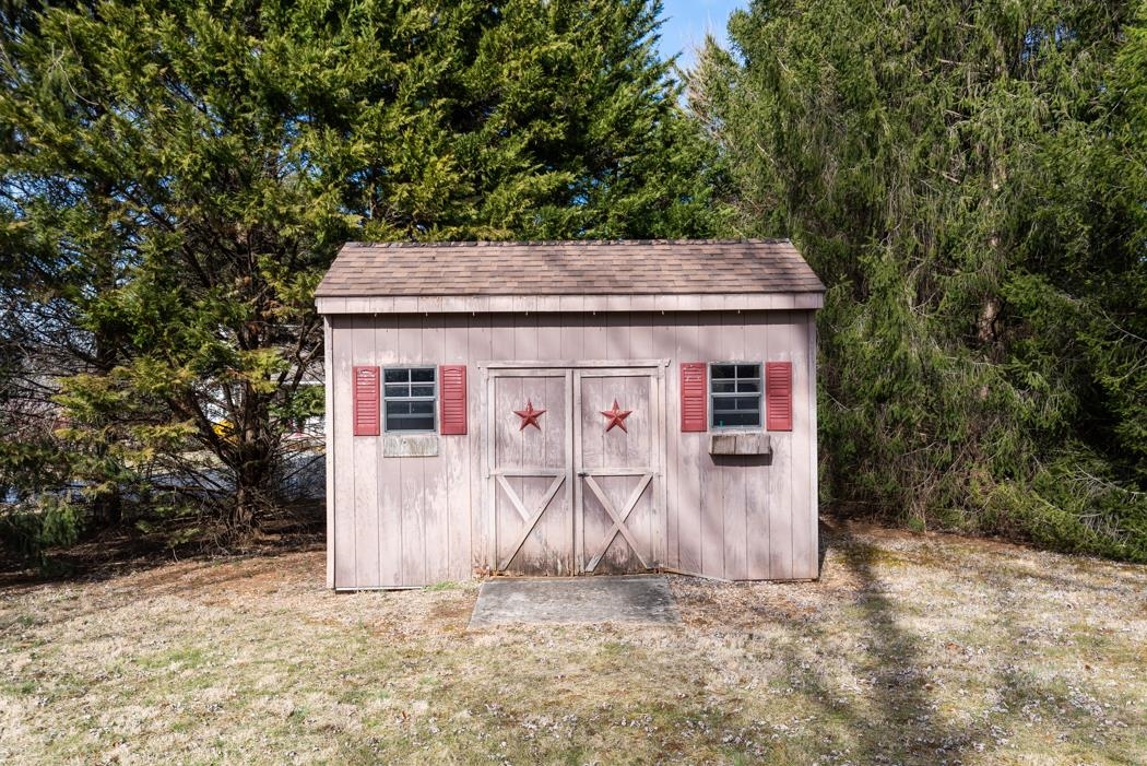 355 Gray Fox Road Mount Sidney, VA 24467 - Photo 17 of 37 Gallery Image 17