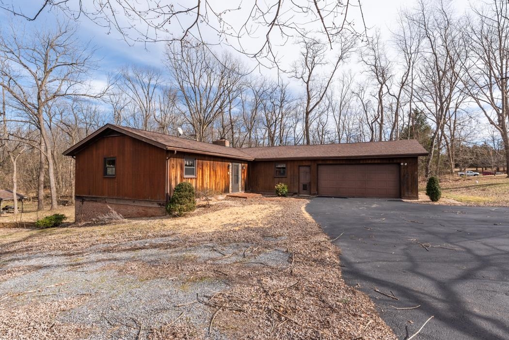 355 Gray Fox Road Mount Sidney, VA 24467 - Photo 2 of 37 Gallery Image 2