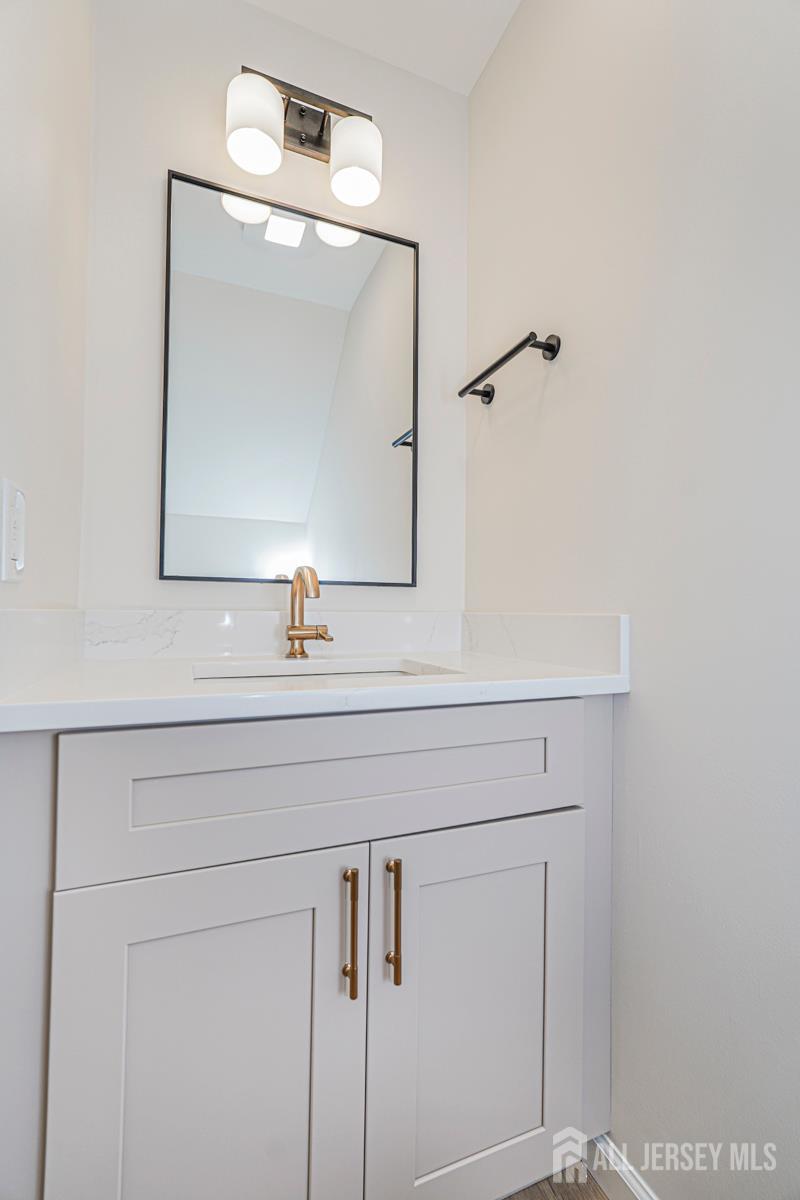 703 Timber Oaks Road Edison, NJ 08820 - Photo 14 of 25