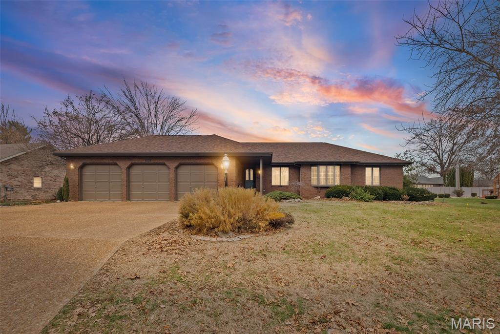 1102 Taylor Avenue Godfrey, IL 62035 - Photo 3 of 50