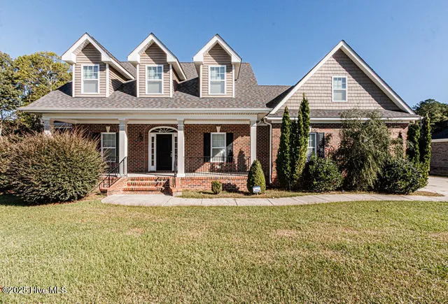 $425,000 | 1876 Kingfisher Court, Nashville, NC 27856