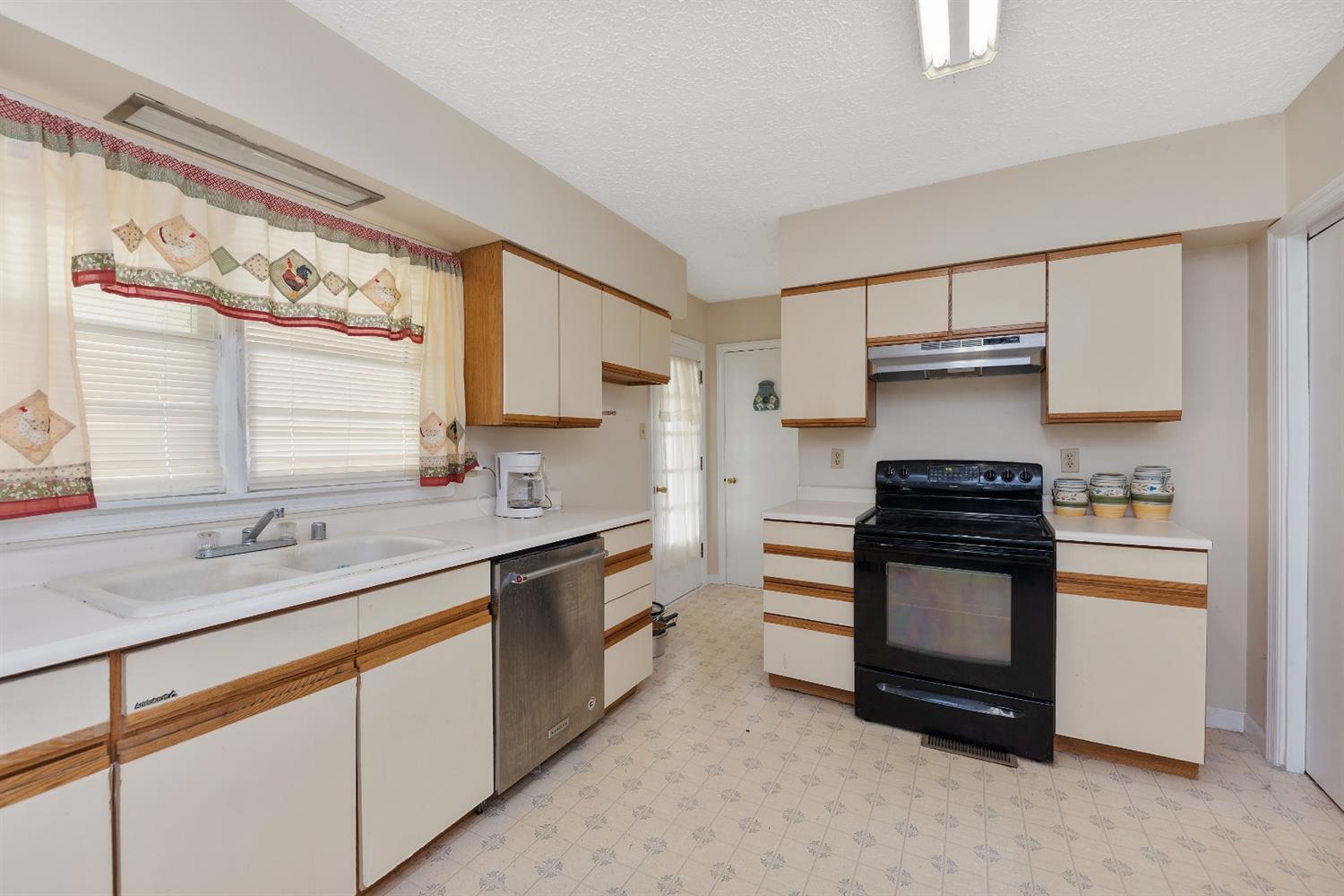1107 South 2nd Street Ripley, OH 45167 - Photo 5 of 25