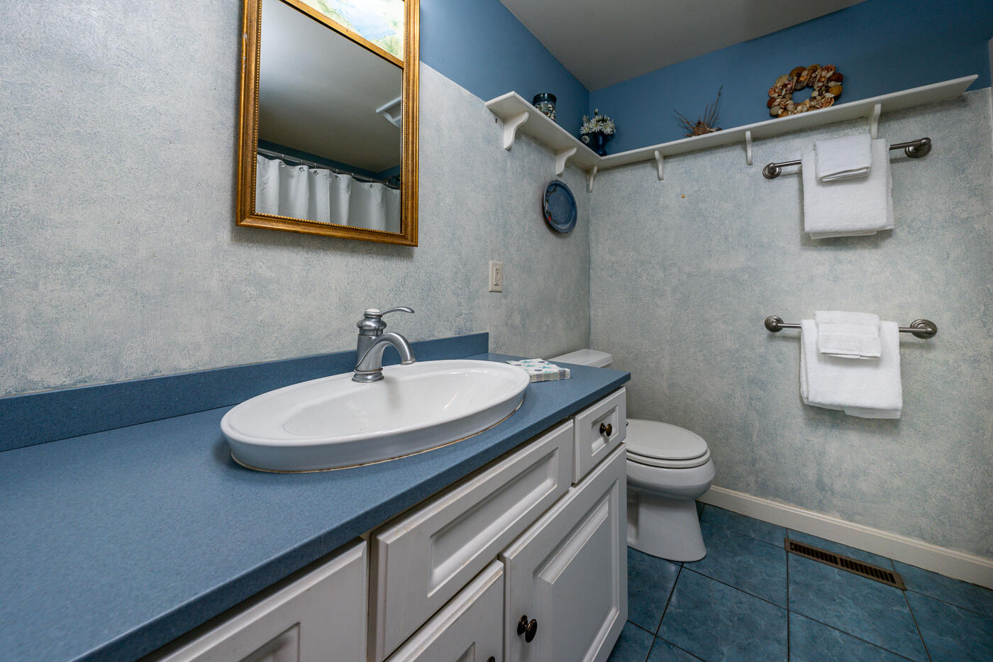 21 Eileen Road Chatham, MA 02633 - Photo 21 of 39 1st floor full bath