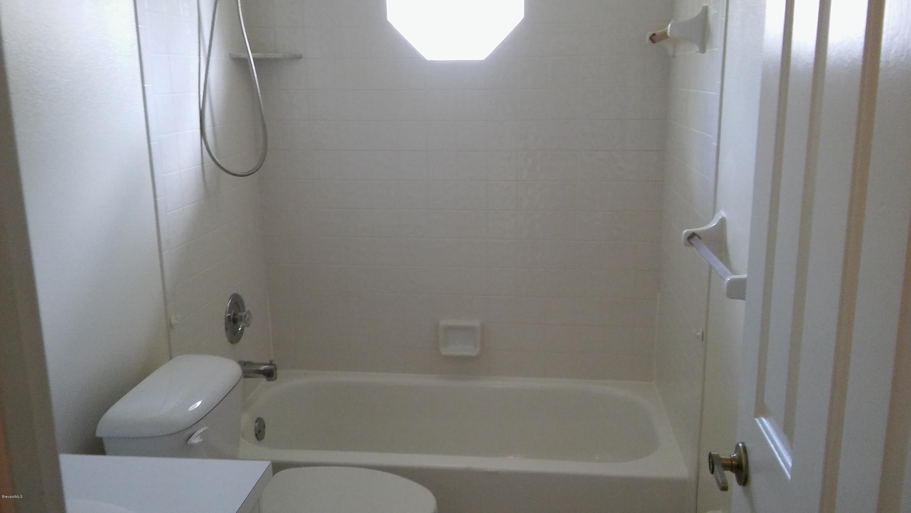 4120 Delespine Road Cocoa, FL 32927 - Photo 7 of 15 Guest Bathroom